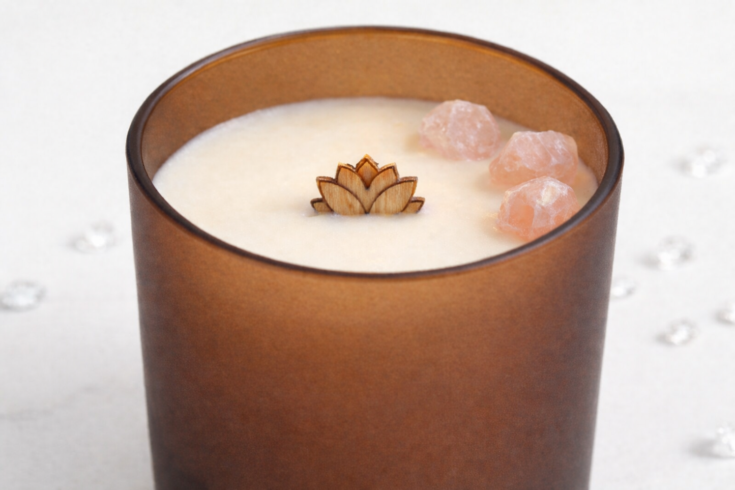 Bougie 300 ML pierre naturelles, mèche lotus