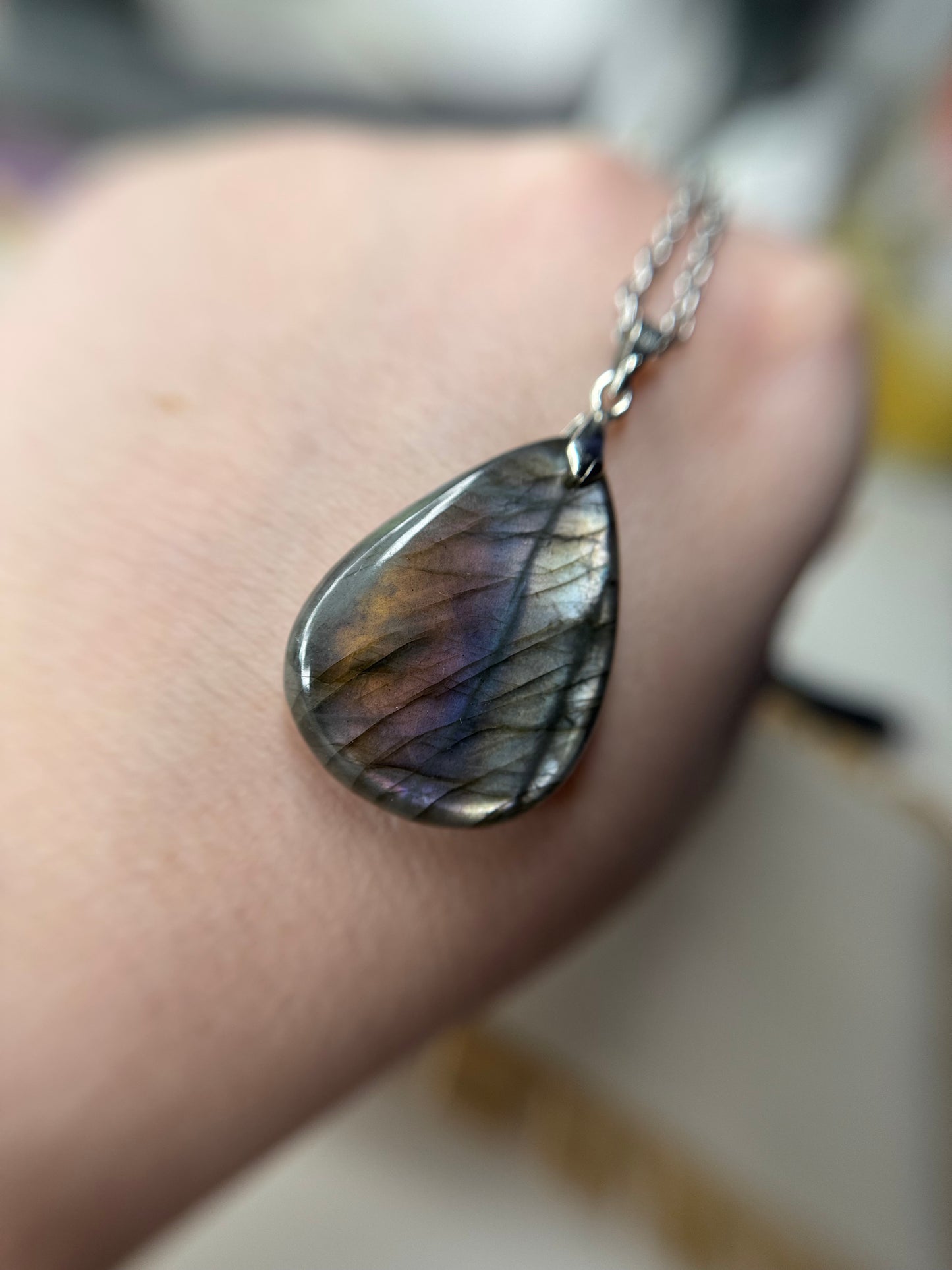 Pendentif en labradorite spectrolite