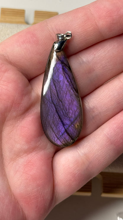 Pendentif labradorite violette HQ