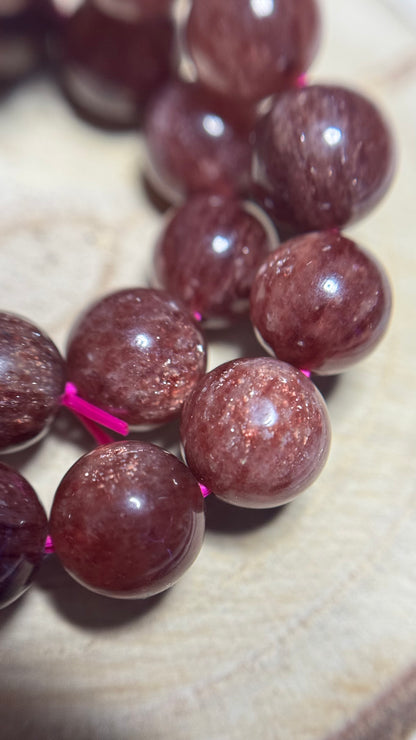 Bracelet quartz fraise haute qualité