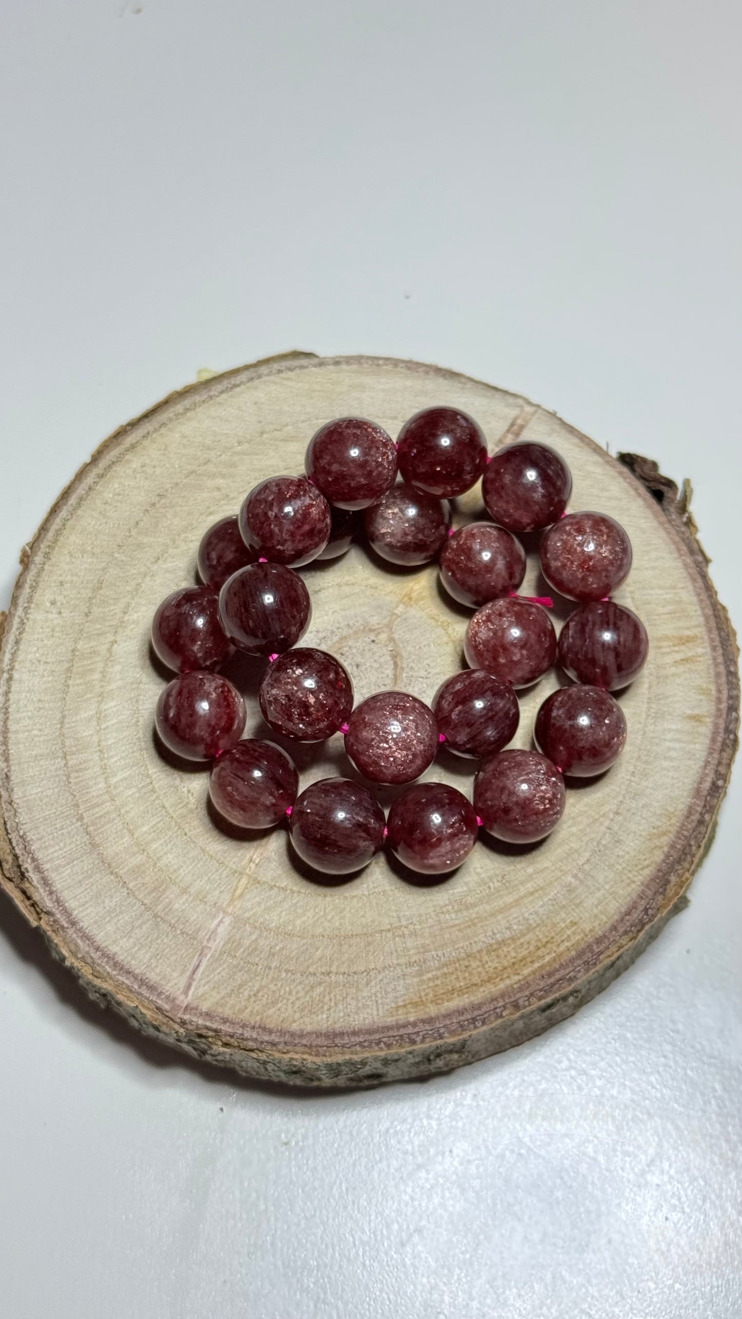Bracelet quartz fraise haute qualité