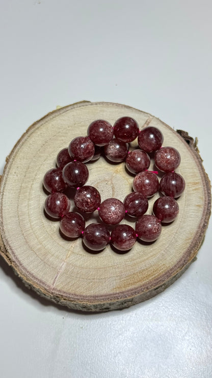 Bracelet quartz fraise haute qualité