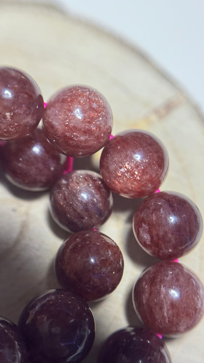 Bracelet quartz fraise haute qualité