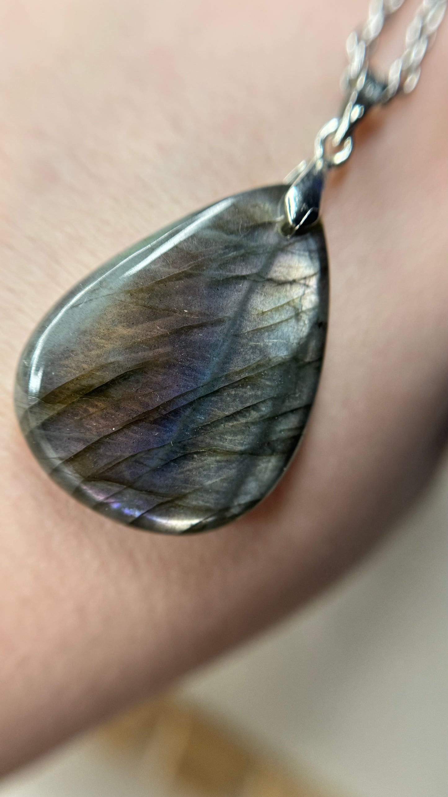 Pendentif en labradorite spectrolite