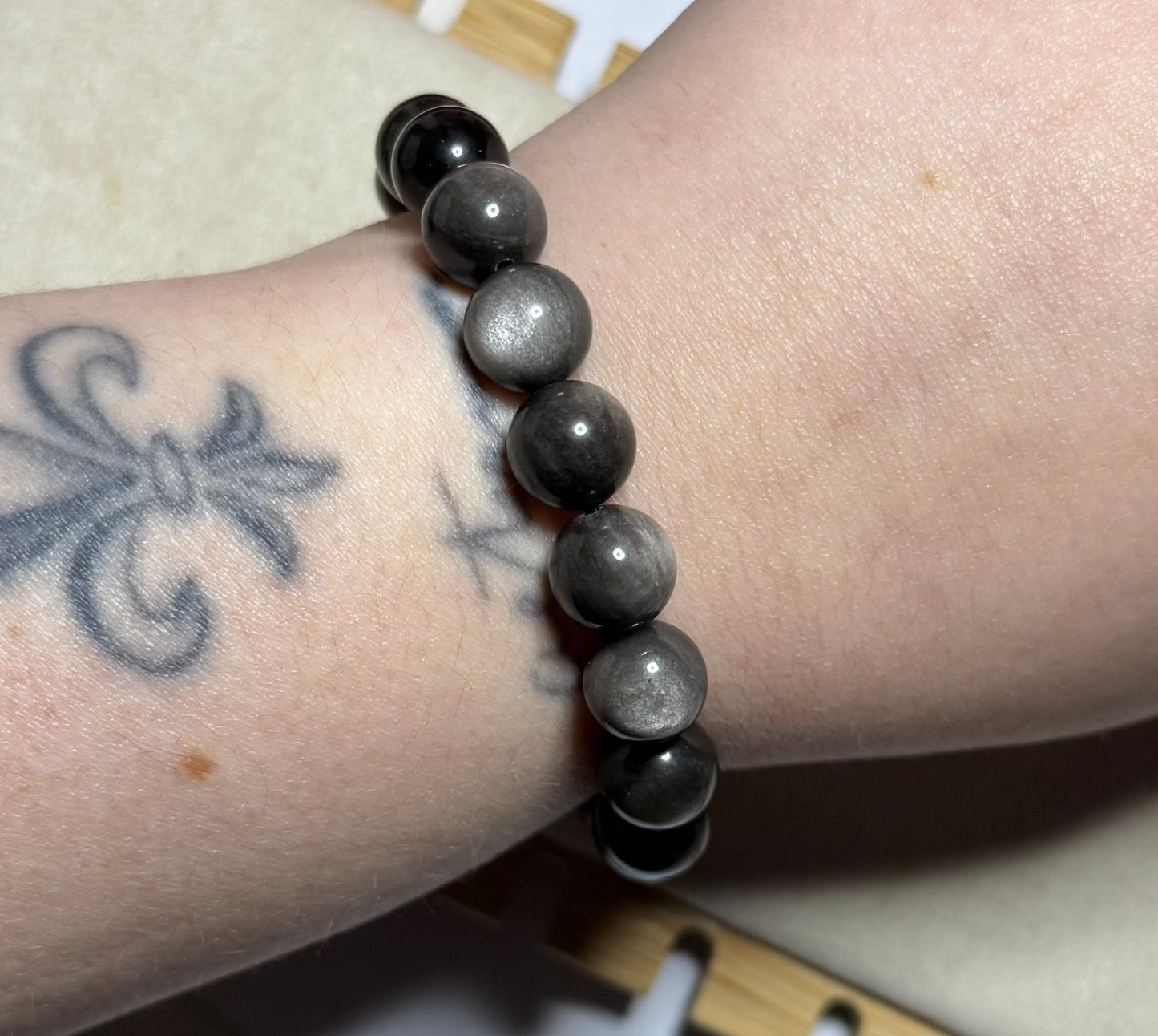 Bracelet en obsidienne argentée