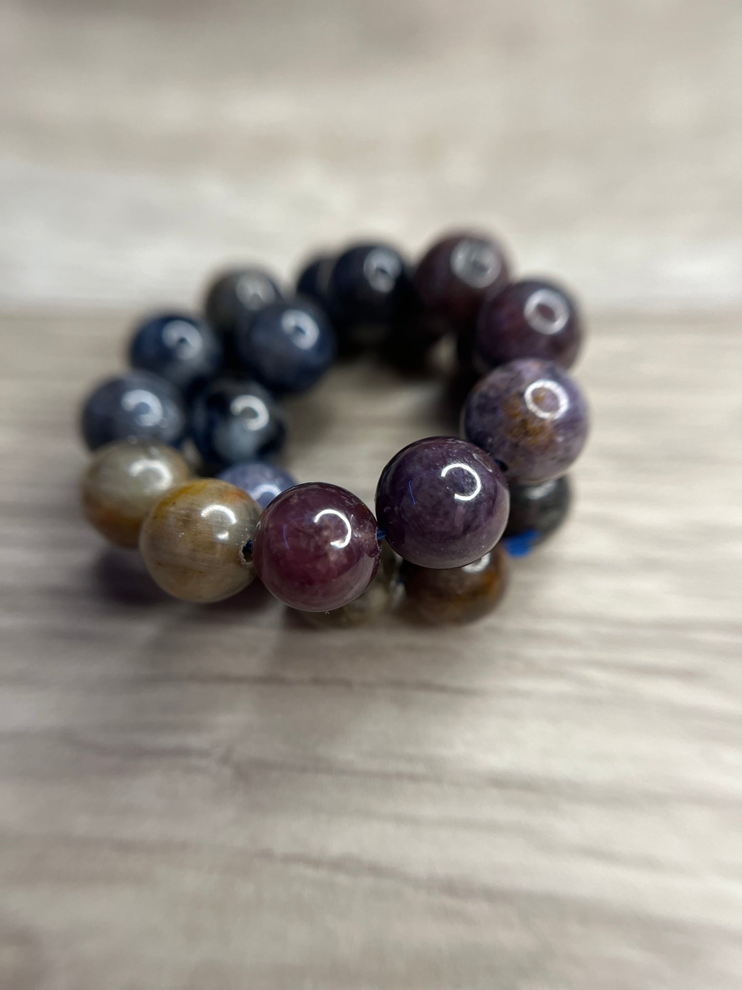 Bracelet rubis sur cyanite