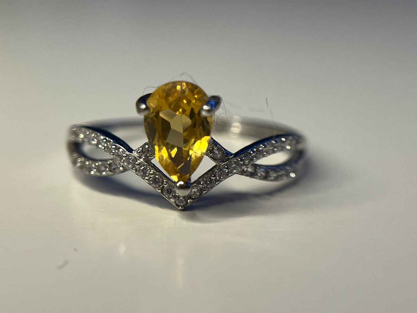 Bague en citrine naturelle et argent 925