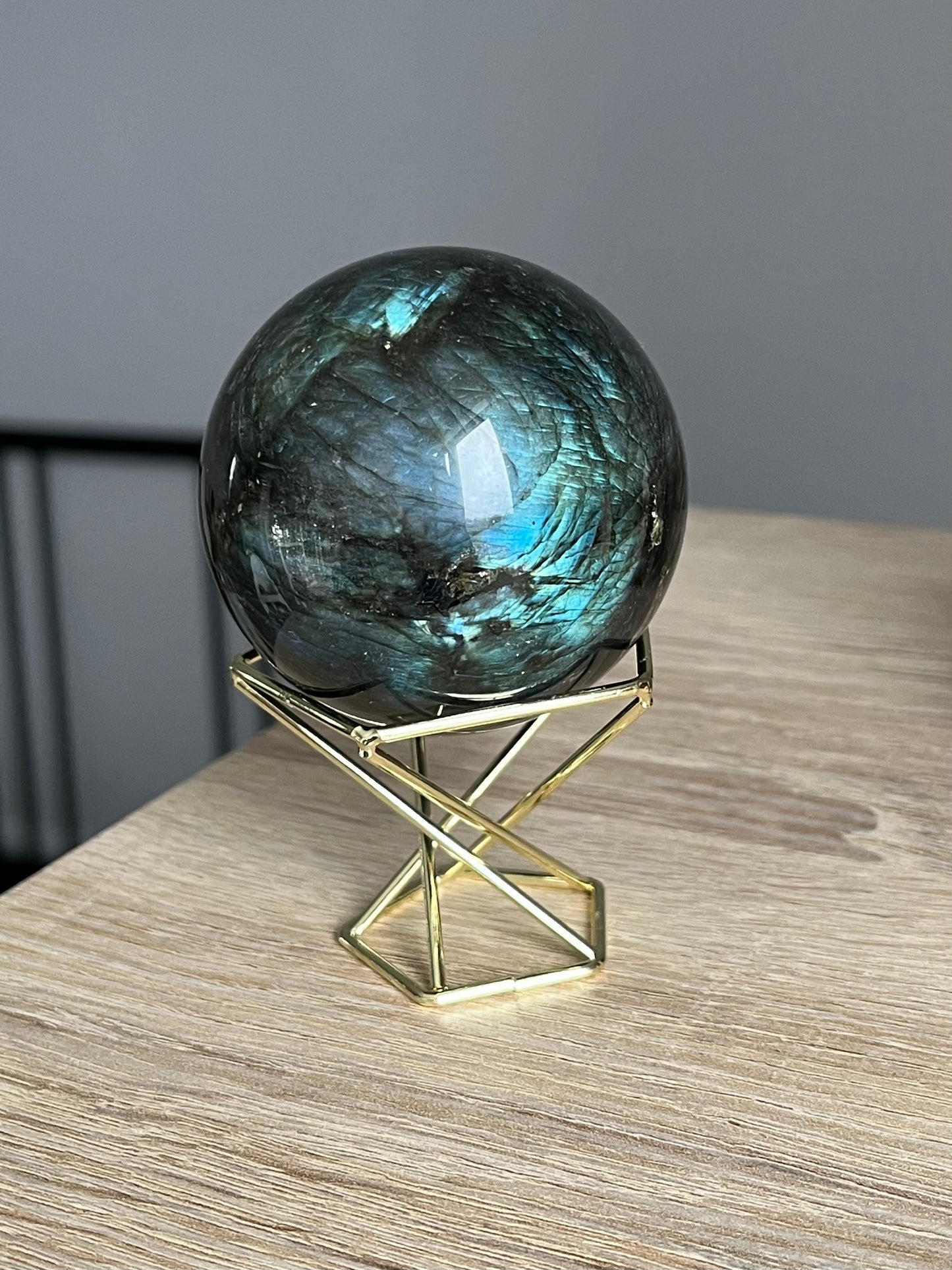 Sphère en labradorite