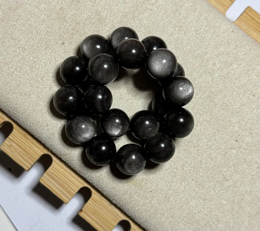 Bracelet en obsidienne argentée