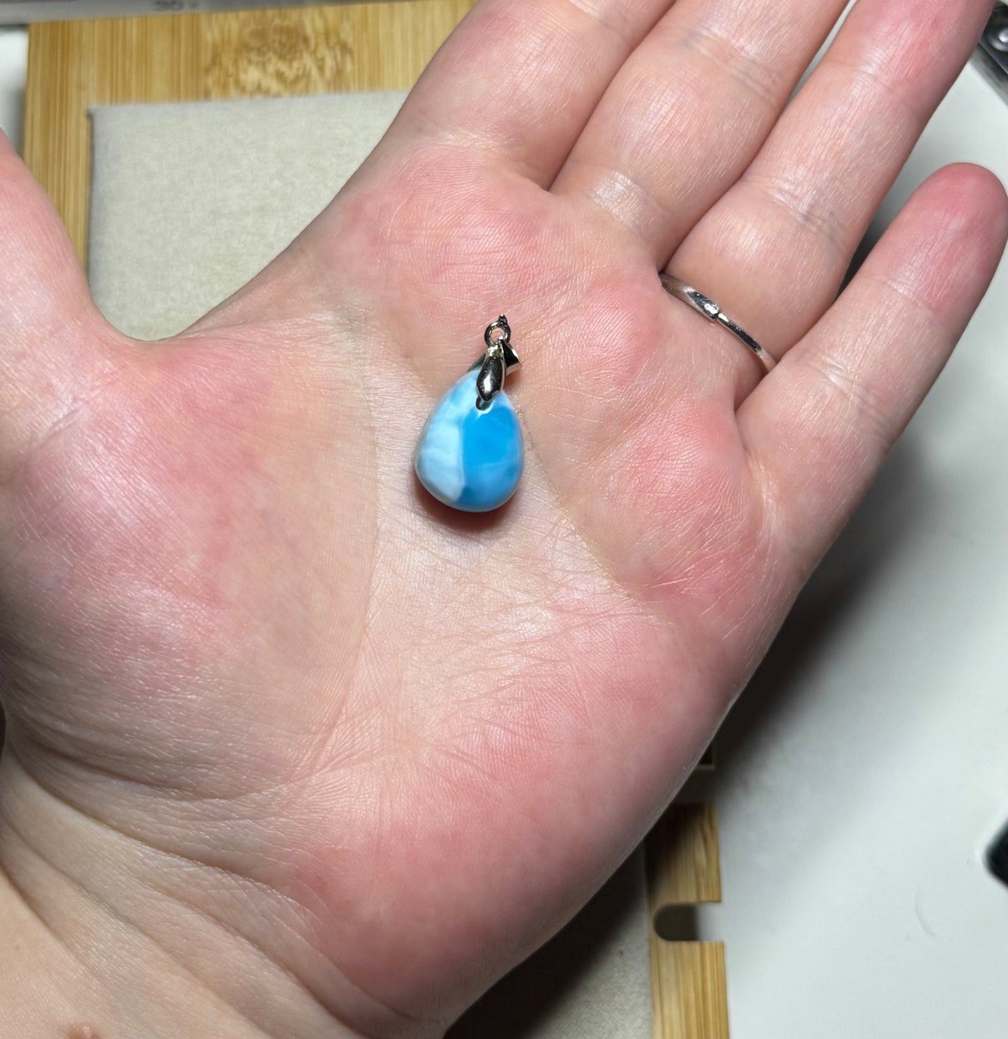 Pendentif en larimar