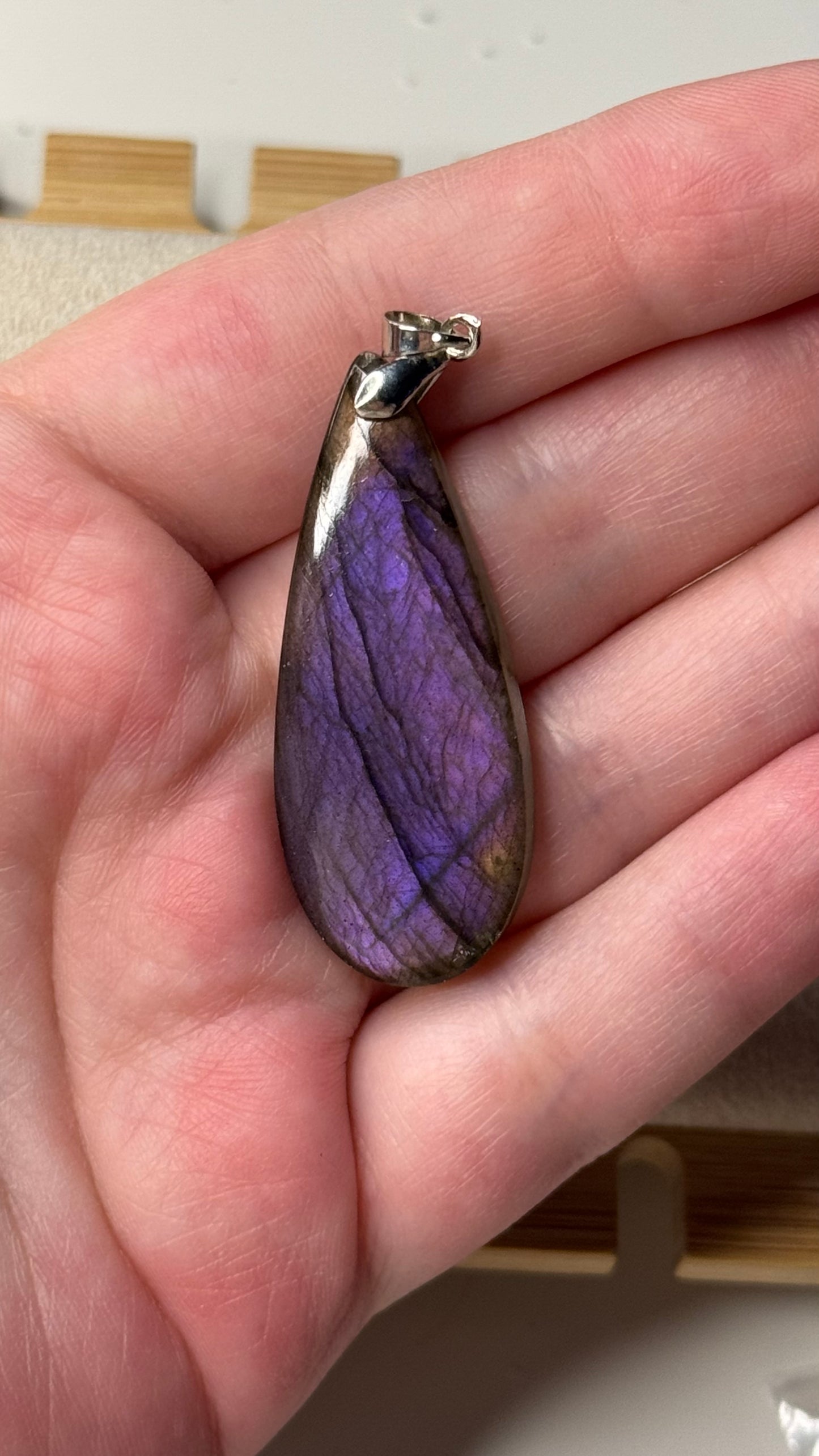 Pendentif labradorite violette HQ