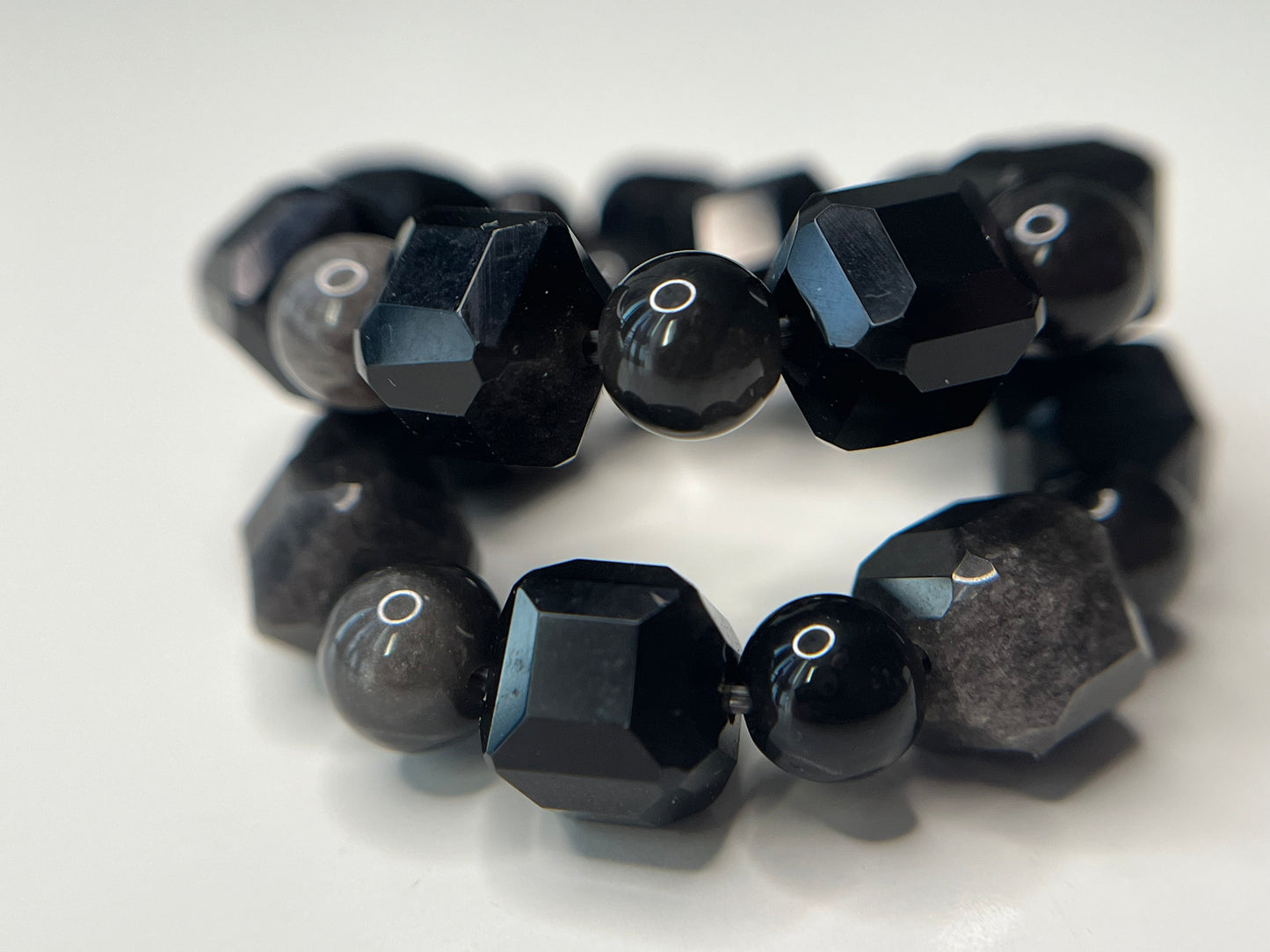 Bracelet obsidienne perles rondes et carrées