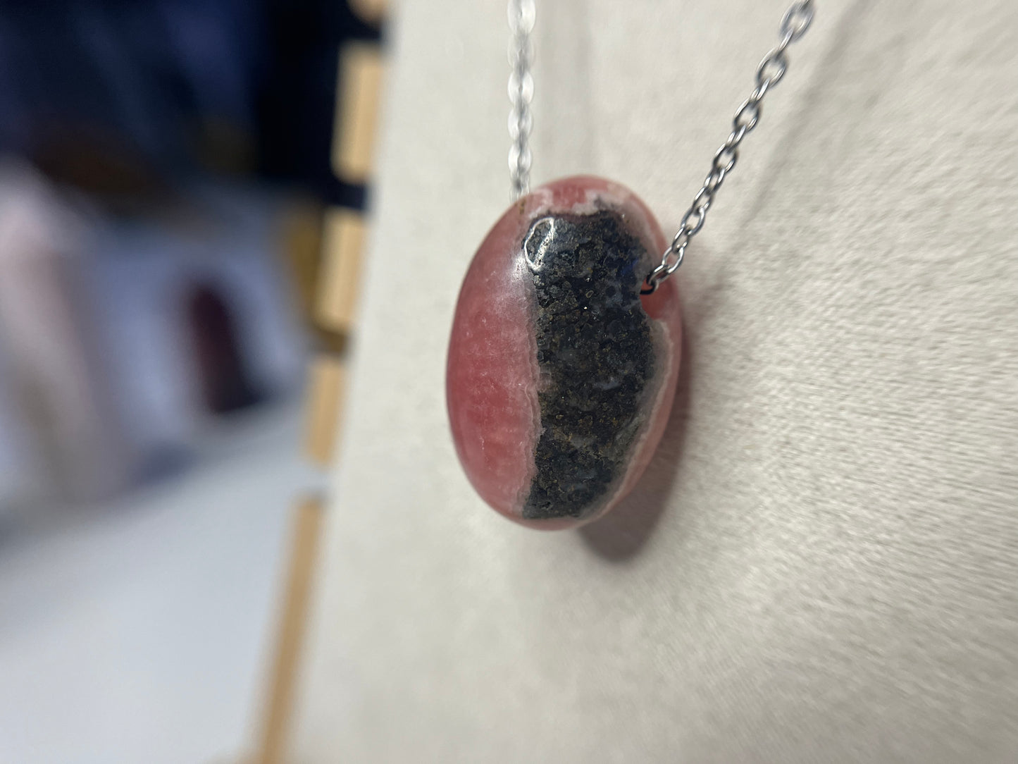 Collier en rhodochrosite