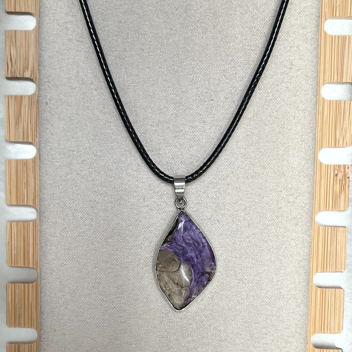 Pendentif en Charoite