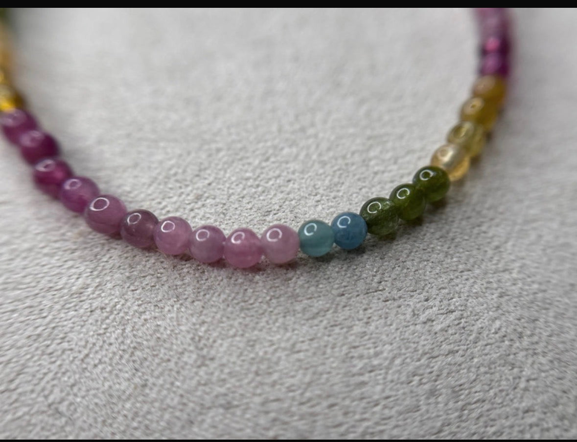Bracelet en tourmaline multicolore